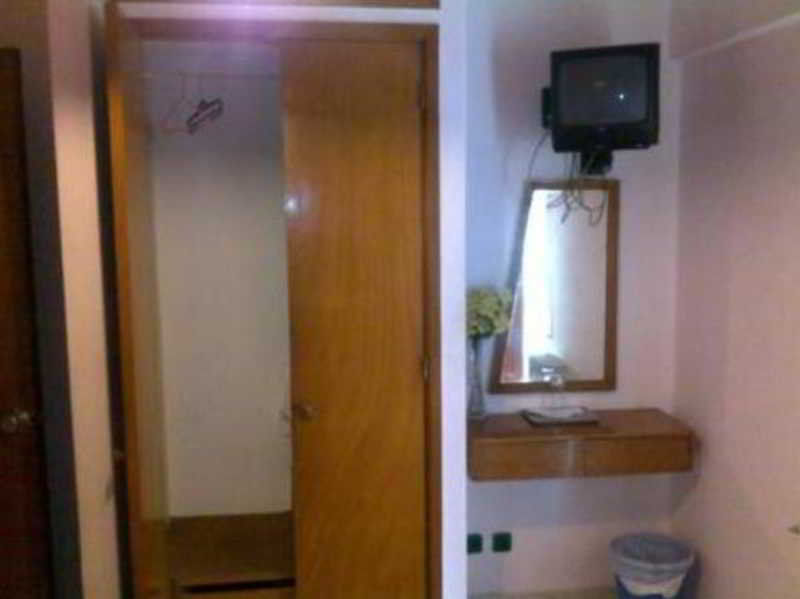 Residencial Condado Faro Exterior foto